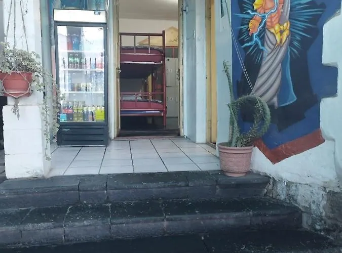 Hotel Maria*s Backpackers